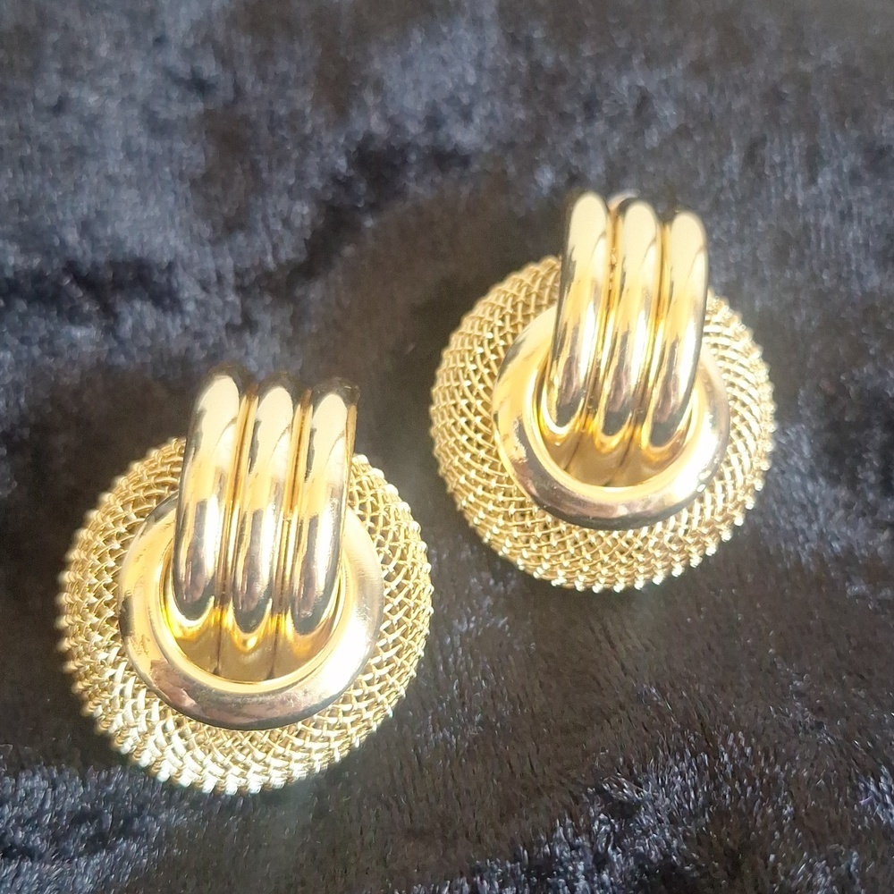 Nostalgia 80s 90s Gold Mesh Knot Door Knocker Statement Earrings NWT